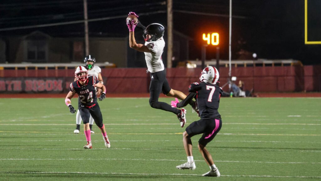 Lawrence High football vs. Shawnee Mission North, Week 7-28