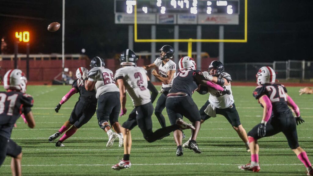 Lawrence High football vs. Shawnee Mission North, Week 7-32