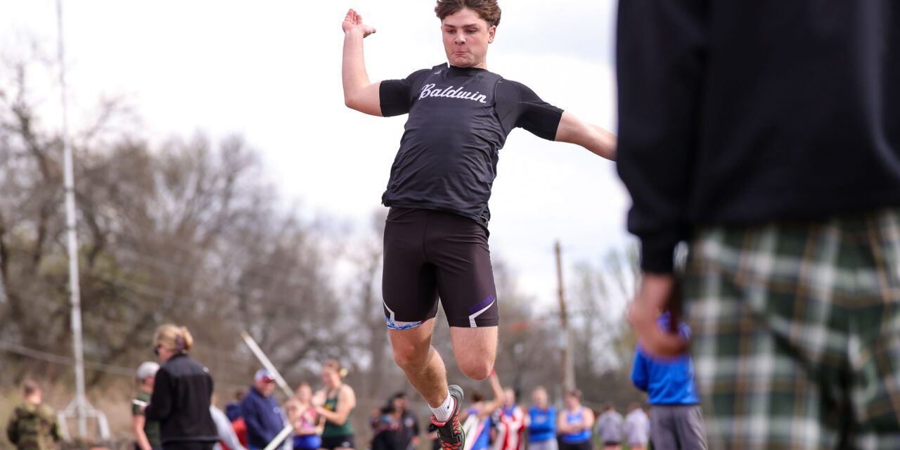 Baldwin boys capture 1st place at Perry-Lecompton Invitational track and field meet, girls place 4th
